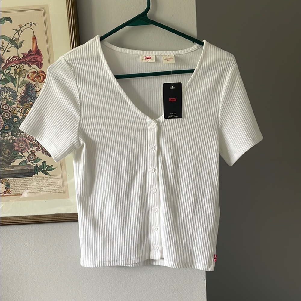 🌷BNWT levi’s ribbed button down white shirt (97% cotton)